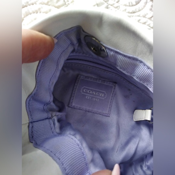 Coach white leather mini bag with red flower detailing. Comes in dust bag. - Picture 4 of 4